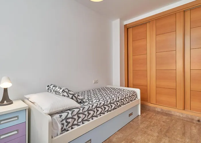 Vivienda Con Piscina