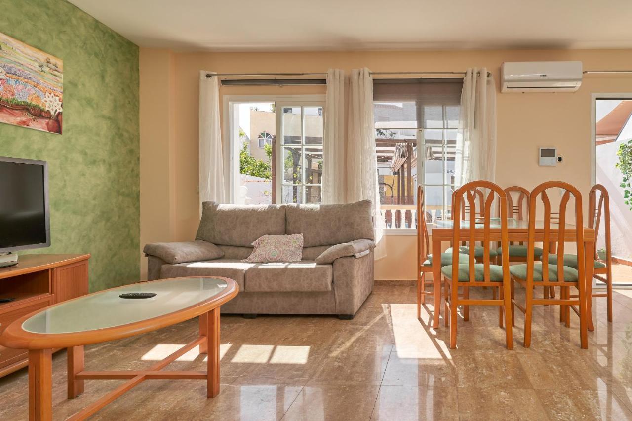 Vivienda Con Piscina Nerja