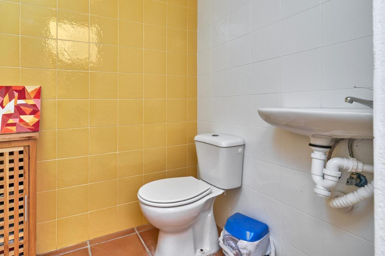 Vivienda Con Piscina * Nerja